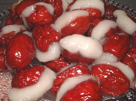 飯後甜點 雙色紅<a href=http://www.hongzaowang.com title=中國紅棗網><font color=red>棗</font></a>