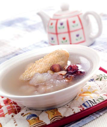 美食中國圖片 - 雪蛤蓮子紅棗雞湯